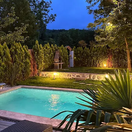 Doga Bungalow Sapanca * サカリヤ